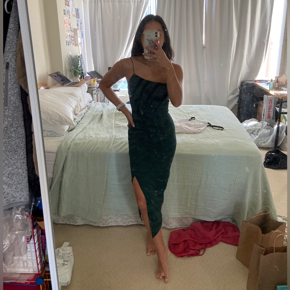 BEGINNING BOUTIQUE Green Bodycon Midi Dress (4) - Picture 8 of 8